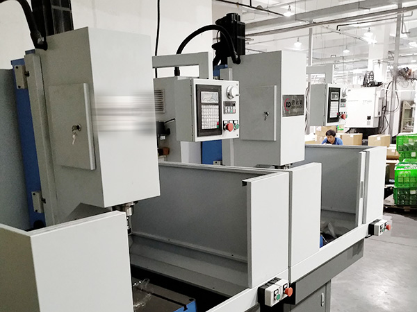 鉆孔機(jī)鉆頭怎么安裝？多軸鉆孔機(jī)故障損壞了怎么辦？