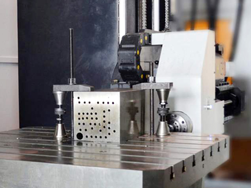 ug標(biāo)準(zhǔn)鉆深孔怎么斷屑？4個(gè)步驟